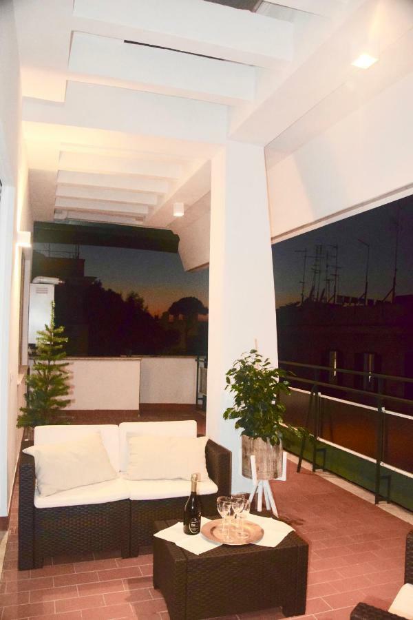 Terrazza San Giovanni Apartment Rome Buitenkant foto